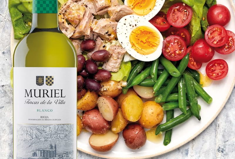 Refreshing dinners with our white wines